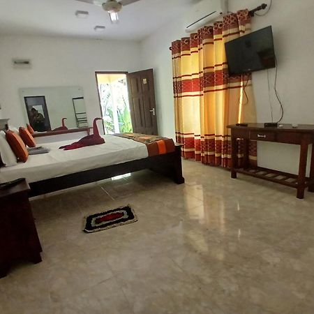 Hotel Tree Garden Wilpaththu Nochchiyagma Anuradhapura Nochchiyagama Buitenkant foto