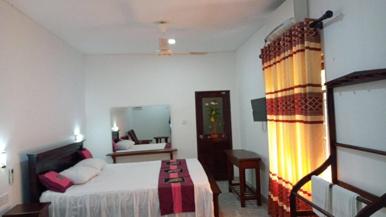Hotel Tree Garden Wilpaththu Nochchiyagma Anuradhapura Nochchiyagama Buitenkant foto