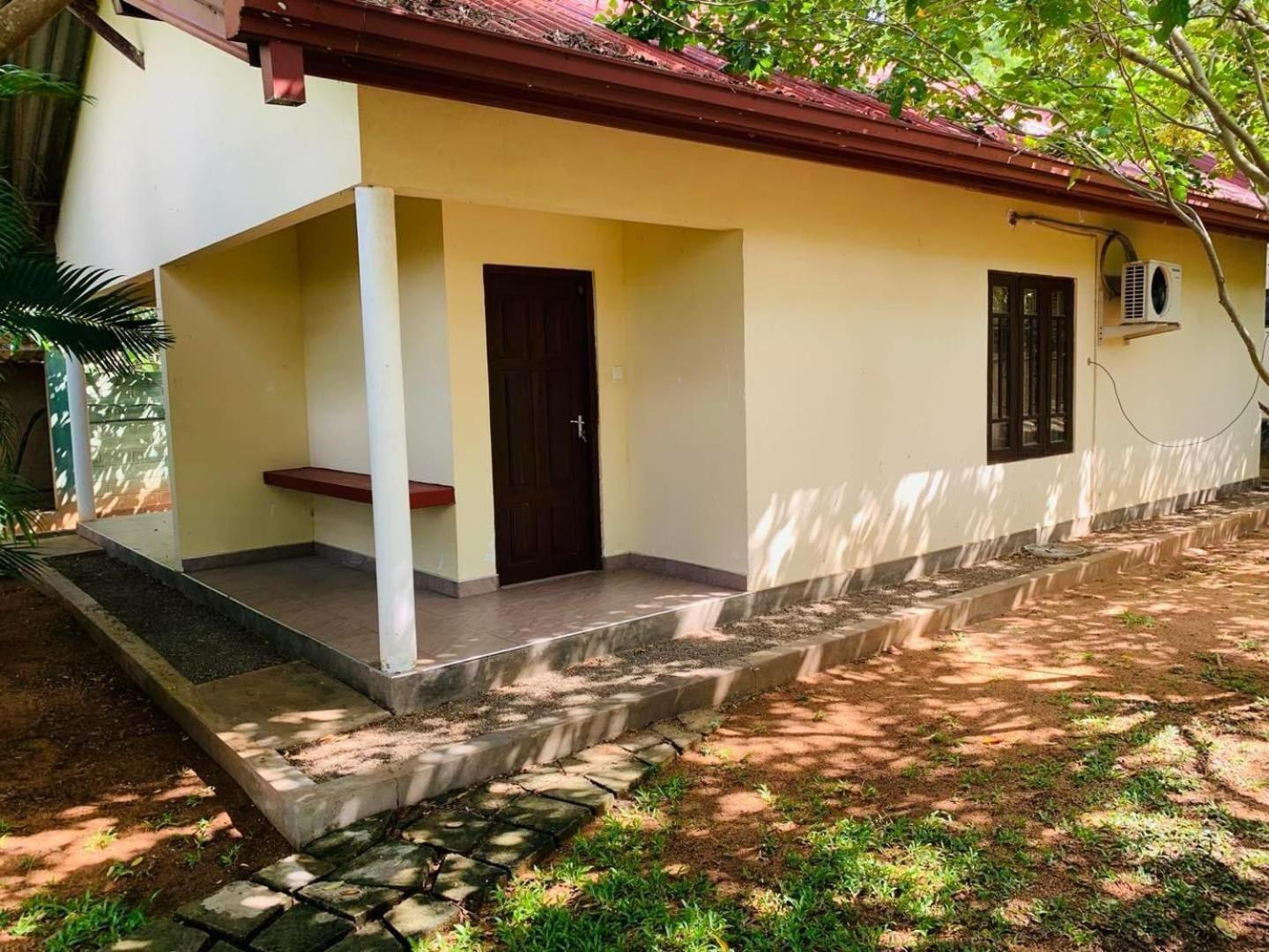 Hotel Tree Garden Wilpaththu Nochchiyagma Anuradhapura Nochchiyagama Buitenkant foto